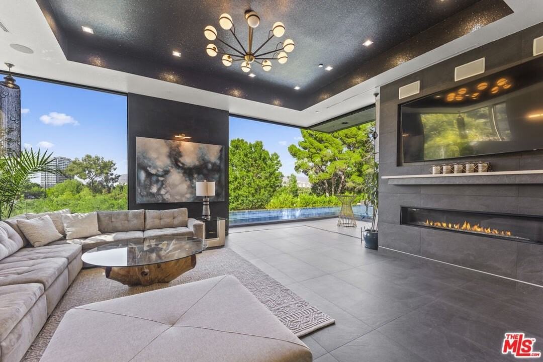 3712 Broadlawn Dr - Photo 6 of 50