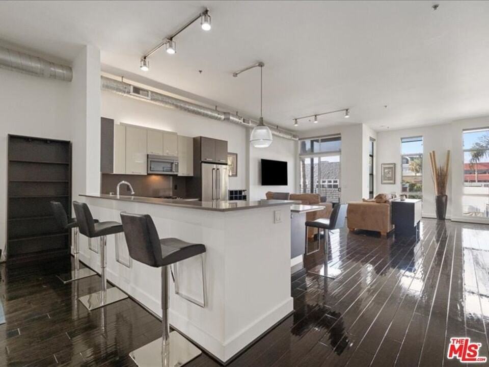 13320 Beach Ave Apt 201 #201 - Photo 6 of 16