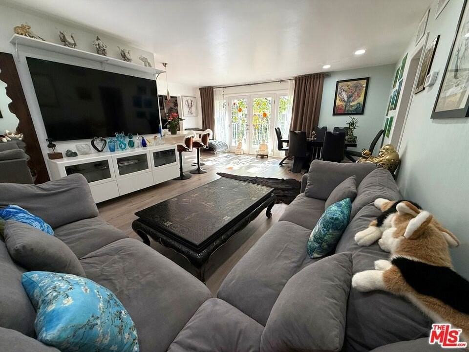 843 4th St Apt 207 #207 - Photo 4 of 28