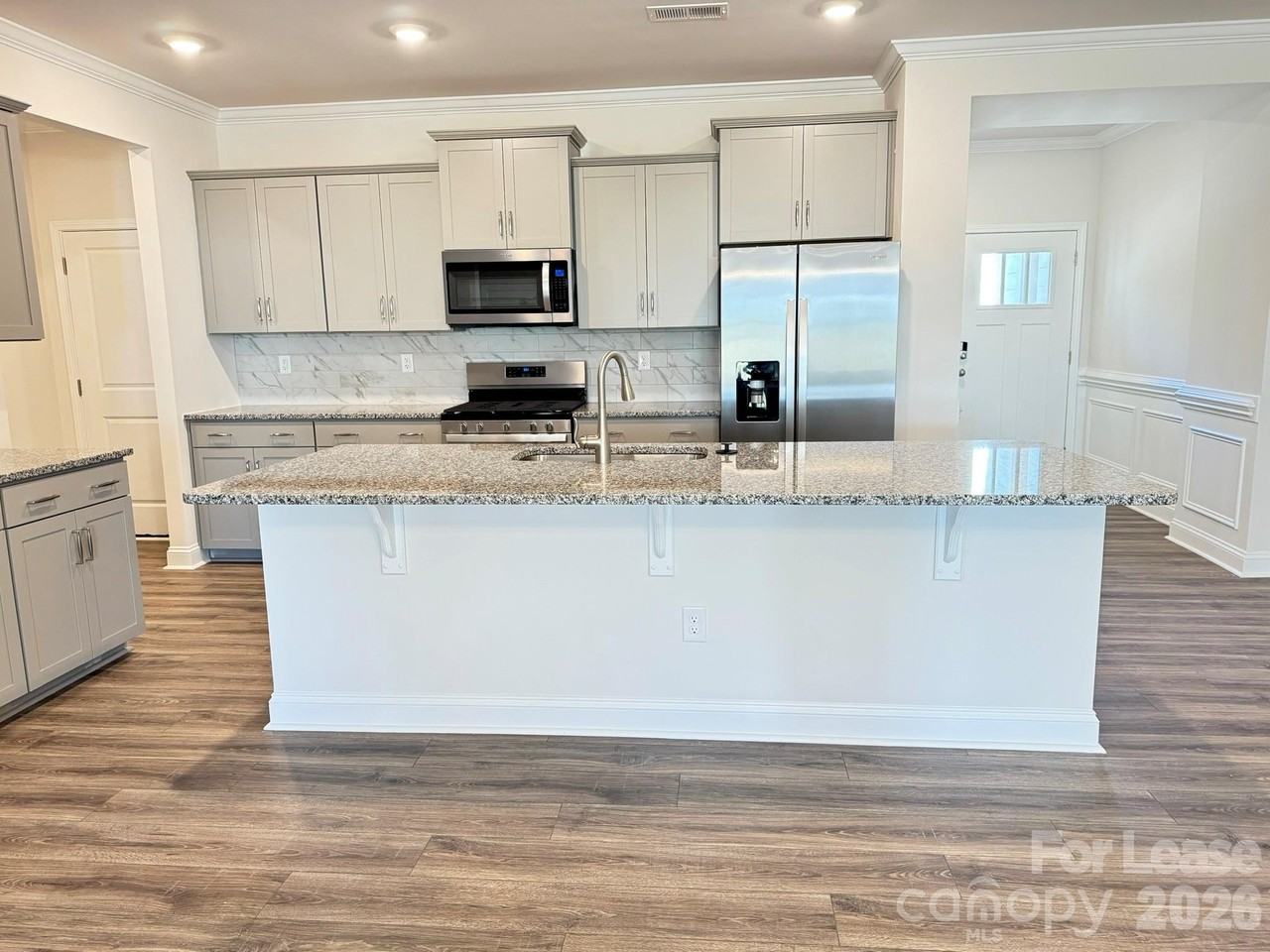 4390 Bronze Blvd - Photo 4 of 30