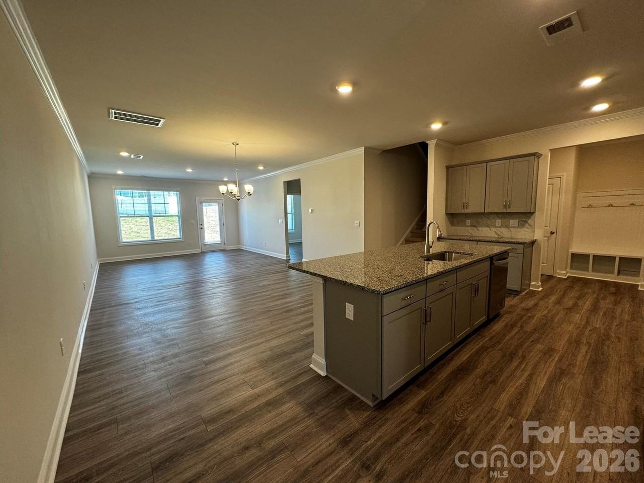 4390 Bronze Blvd - Photo 6 of 30