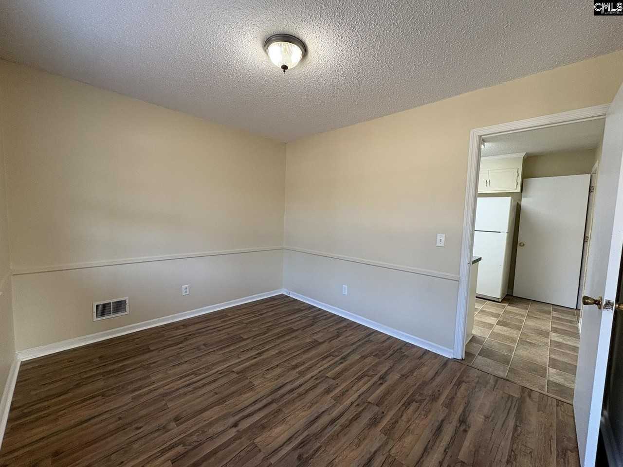 408 White Horse Rd - Photo 7 of 22