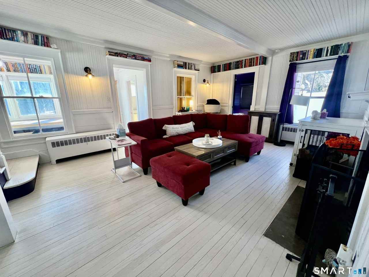 624 Vineyard Point Rd - Photo 4 of 40