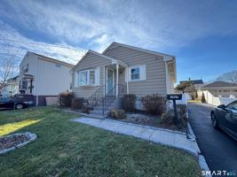 featured image of 1867 Broadbridge Ave