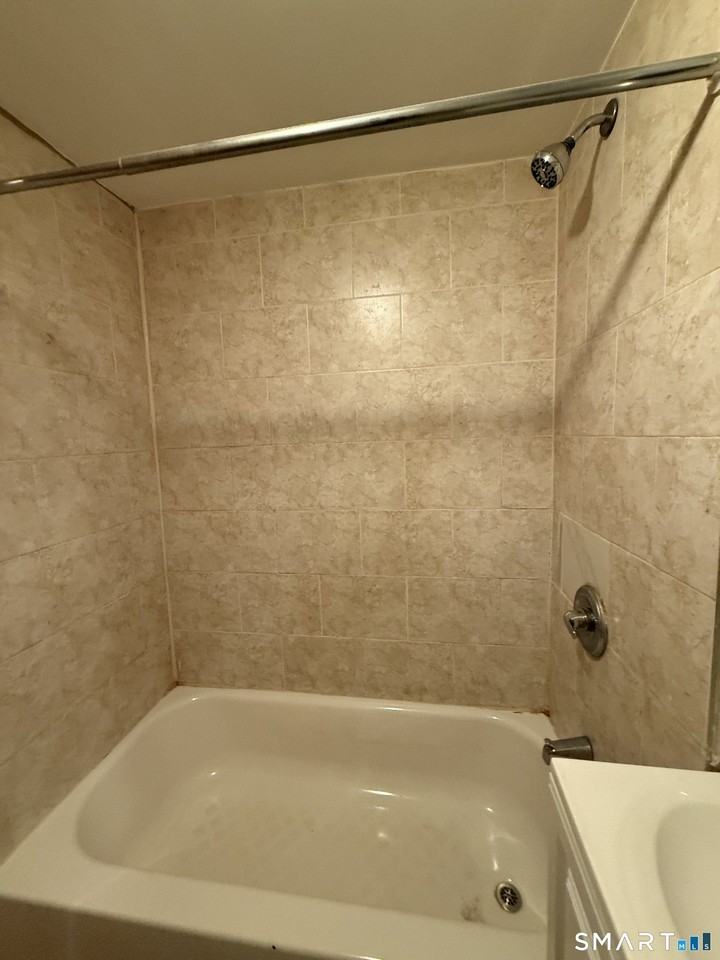 21 N Walnut St #3 - Photo 4 of 8