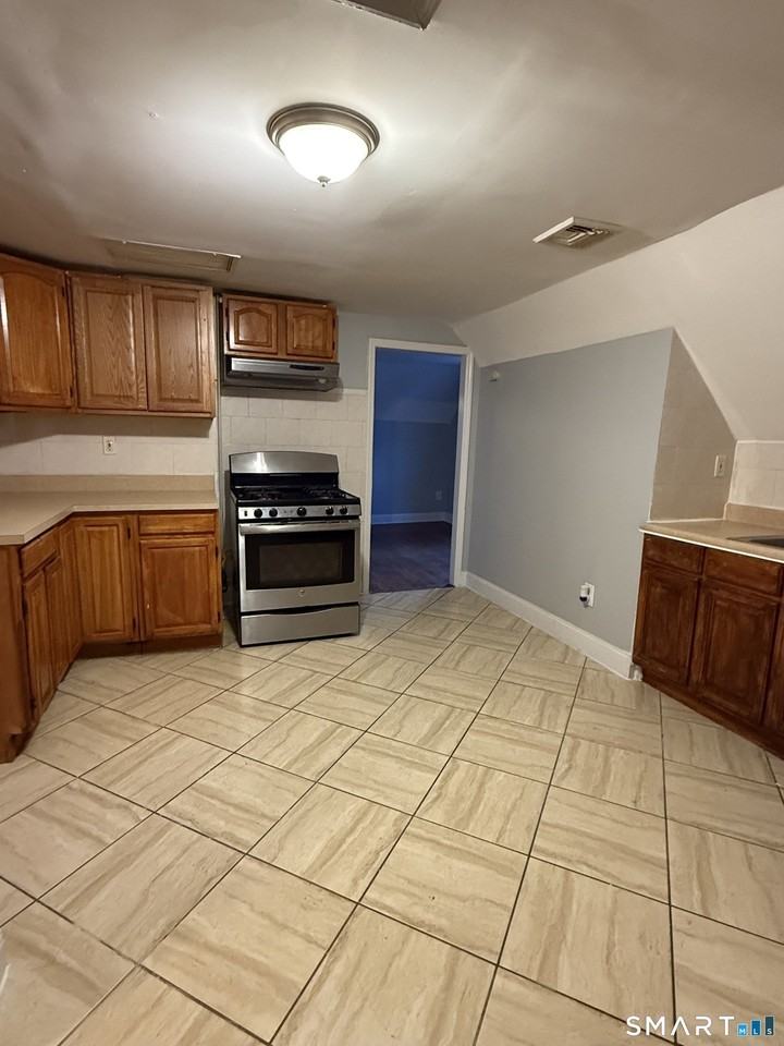 21 N Walnut St #3 - Photo 7 of 8