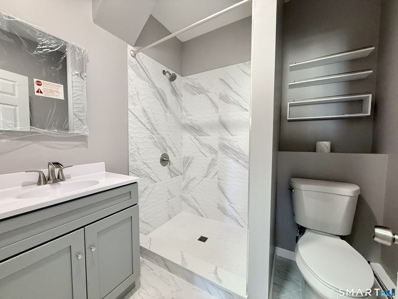 175 Denver Ave - Photo 4 of 8