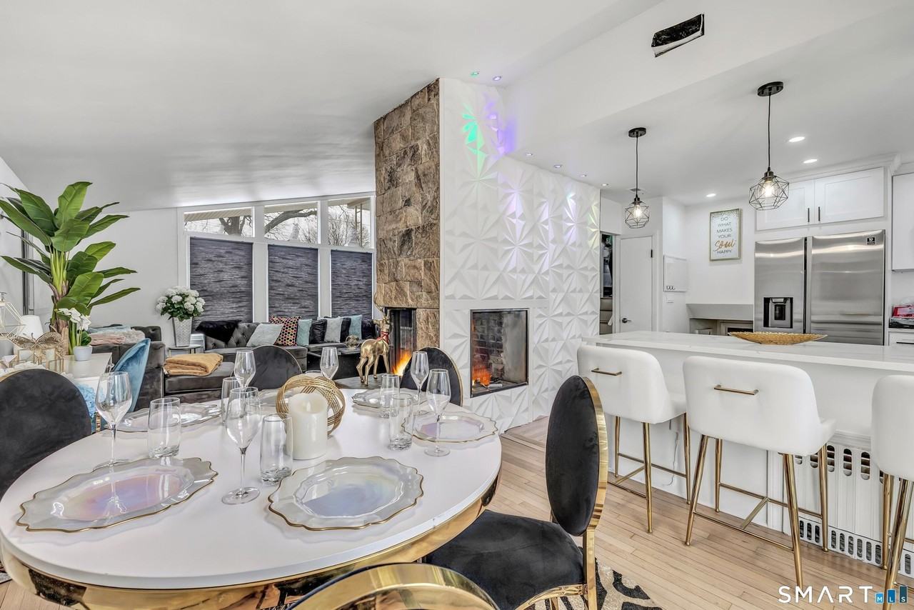 110 Grenelle St - Photo 2 of 40