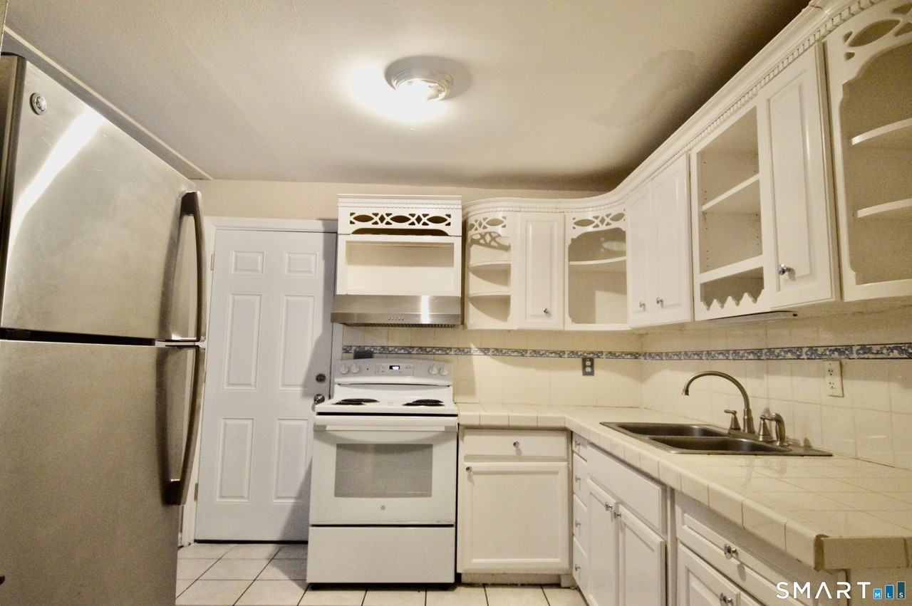 136 Forest Rd - Photo 2 of 18