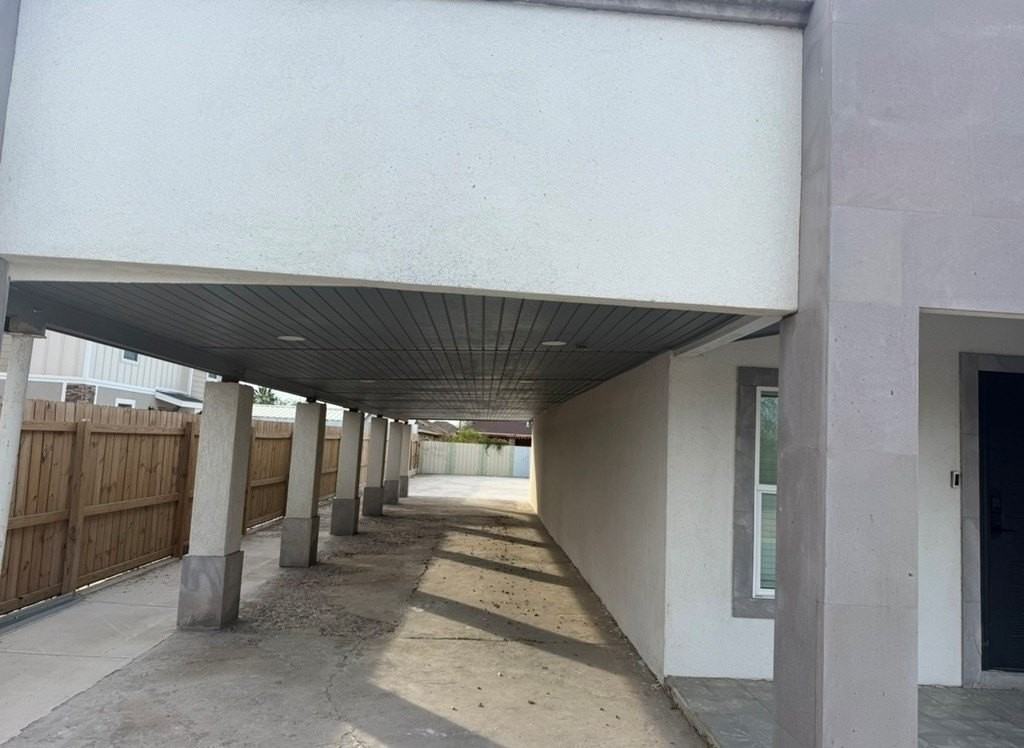 2879 Del Rio Blvd - Photo 5 of 14