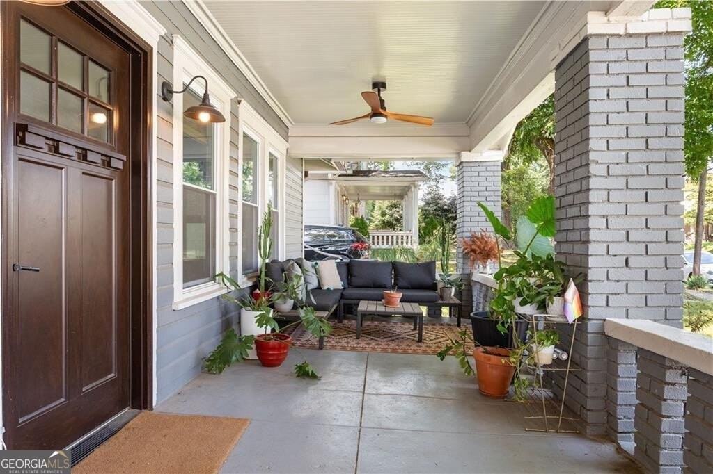 1010 Dill Ave Sw - Photo 4 of 39