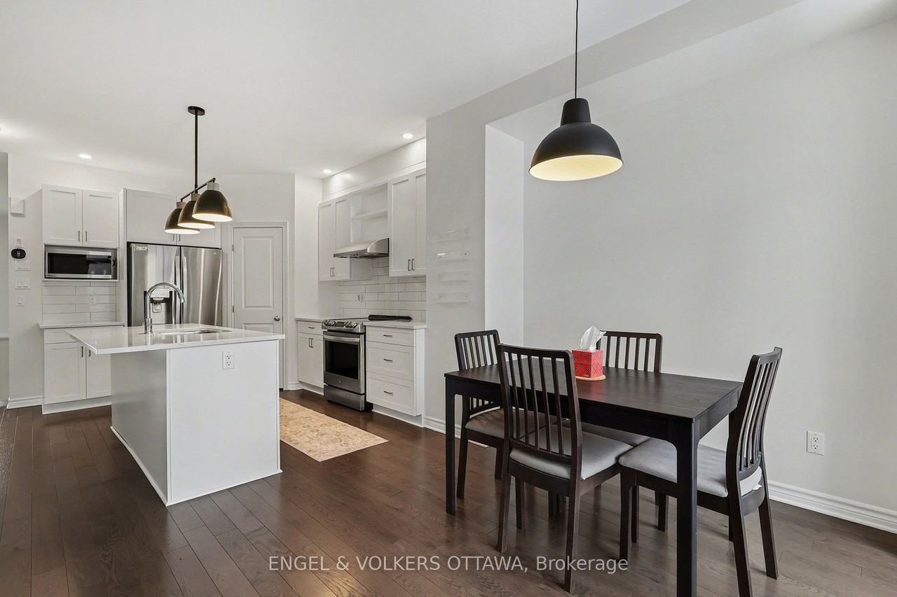 3987 Kelly Farm Dr - Photo 3 of 12