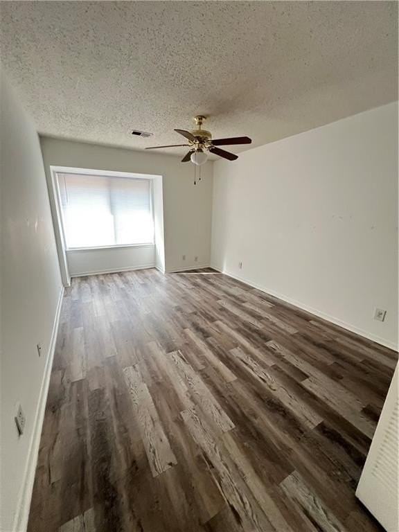 2196 Palmyra Dr Se - Photo 7 of 12