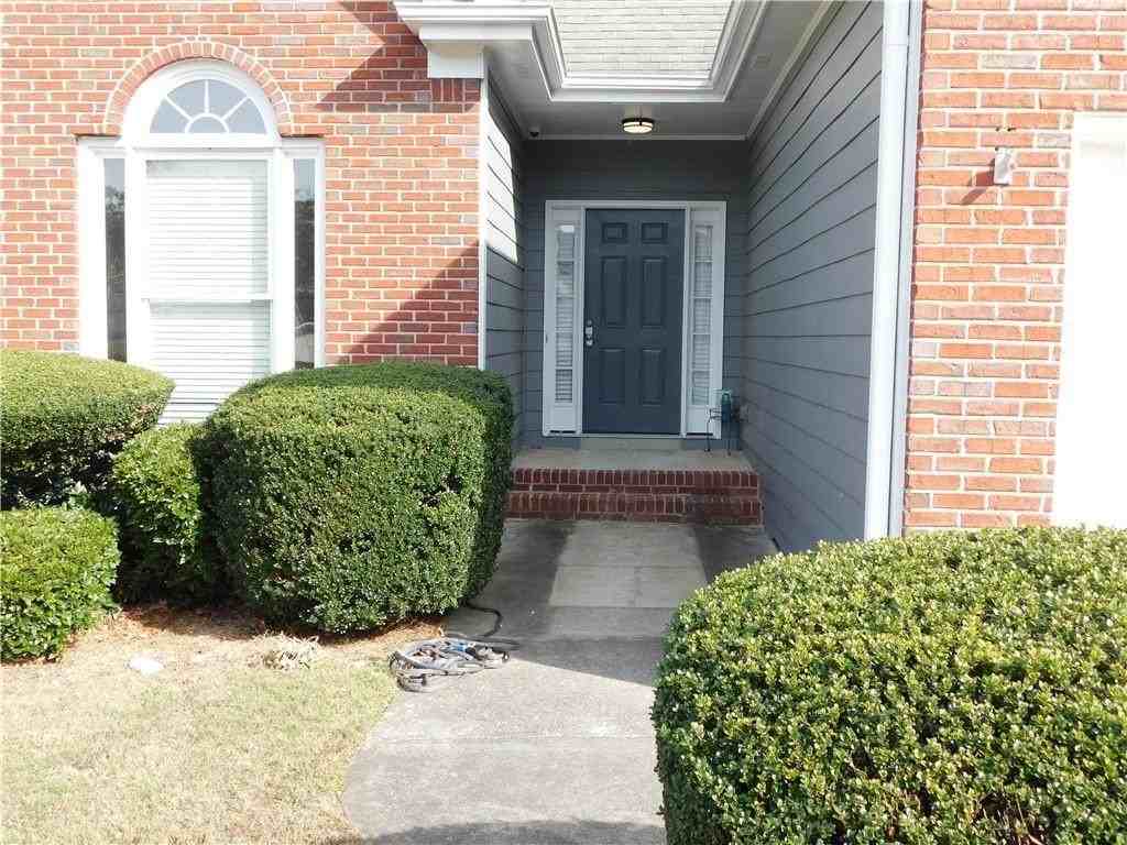 1570 Hill Crossing Ct - Photo 2 of 25