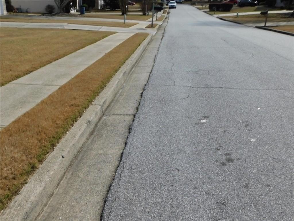 1570 Hill Crossing Ct - Photo 5 of 25