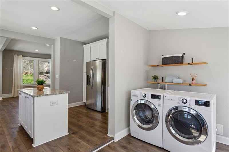 1654 Westhaven Dr Sw - Photo 5 of 27