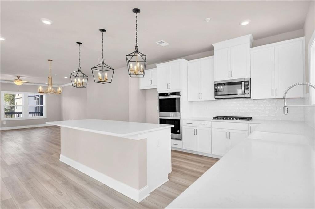 423 Lincoln St - Photo 5 of 31