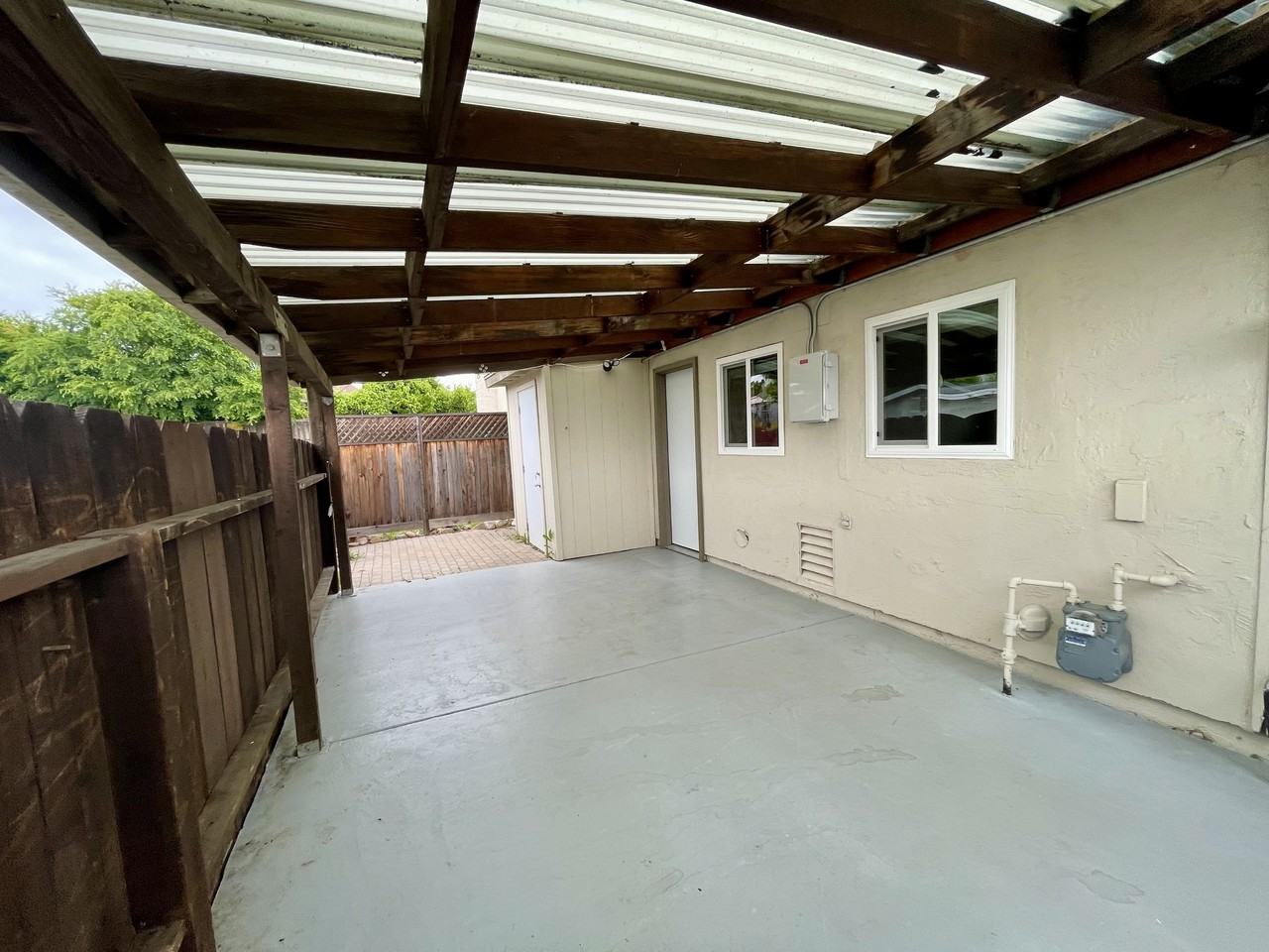 9556 1/2 Cecilwood Dr #9556-1-2 - Photo 6 of 25