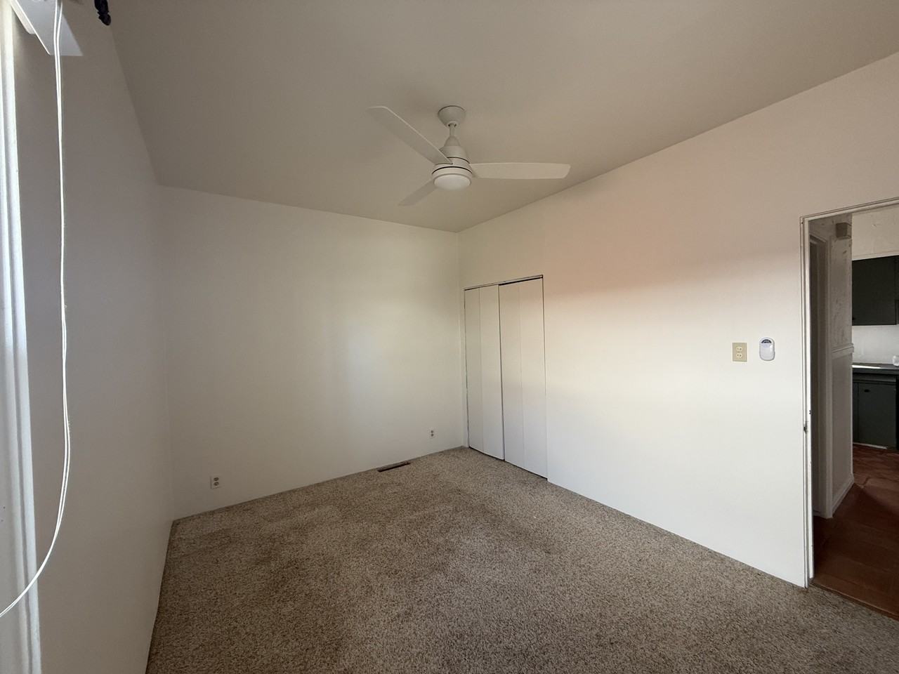 118 Court St - Photo 5 of 20