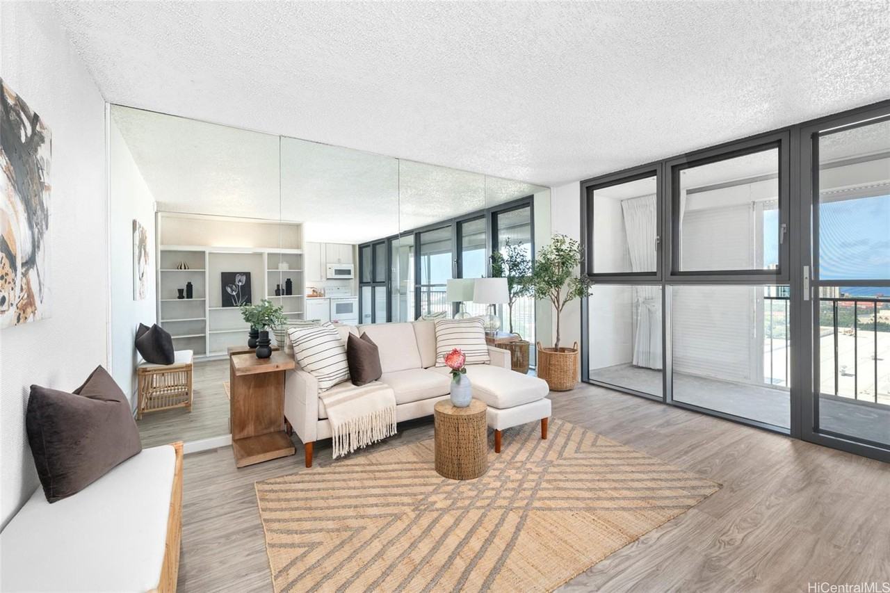 1520 Ward Ave #802 - Photo 2 of 22