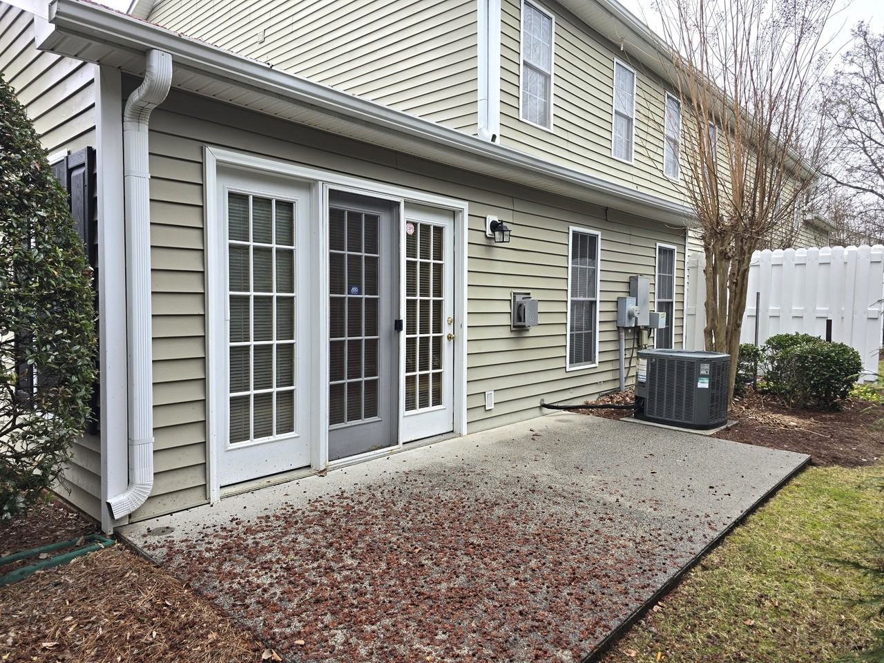 7532 Riverside Ct #1 - Photo 3 of 18