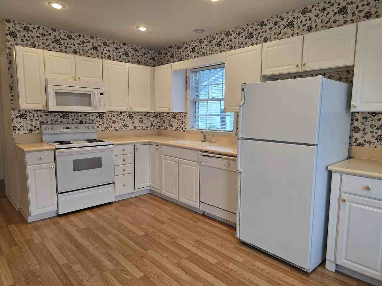 7532 Riverside Ct #1 - Photo 6 of 18