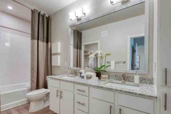 15453 Lookout Rd - Photo 2 of 10