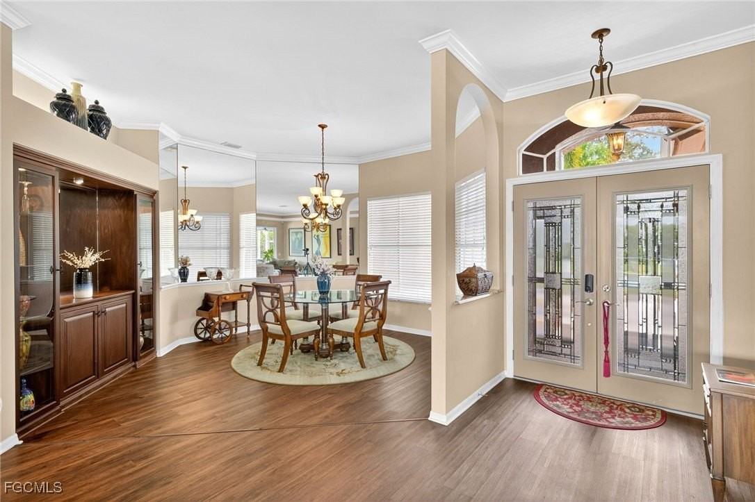 8350 Trentwood Ct - Photo 3 of 50