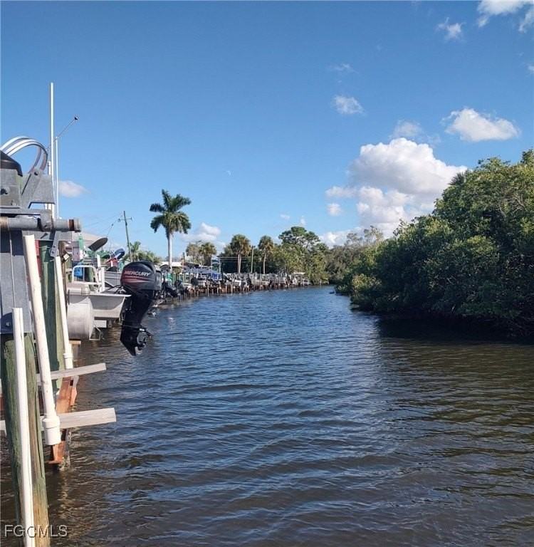 20711 Port Dr - Photo 3 of 13