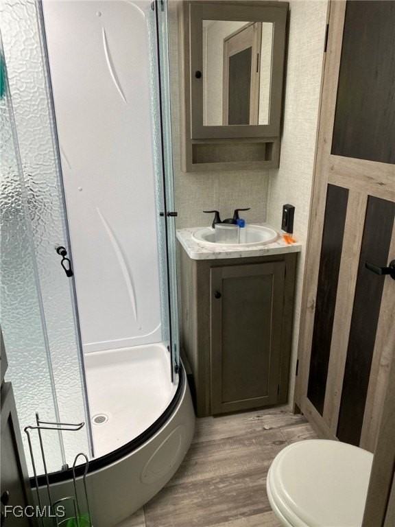 380 Mahogony Ct - Photo 6 of 9