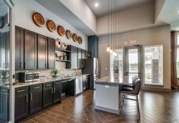 9525 Palladium Way - Photo 2 of 10