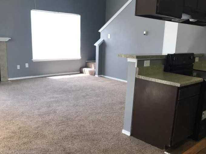 6555 Shady Oaks Manor Dr - Photo 2 of 10