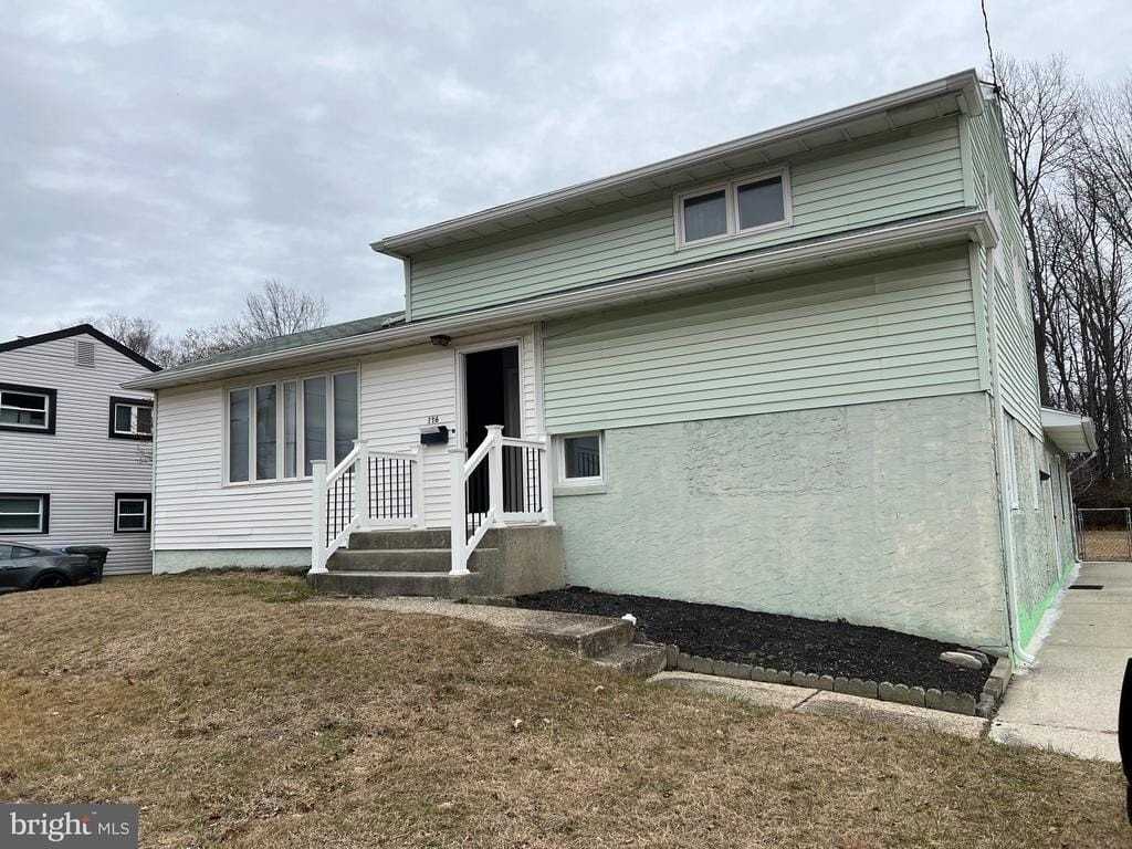 116 Sylvan Ter - Photo 2 of 22