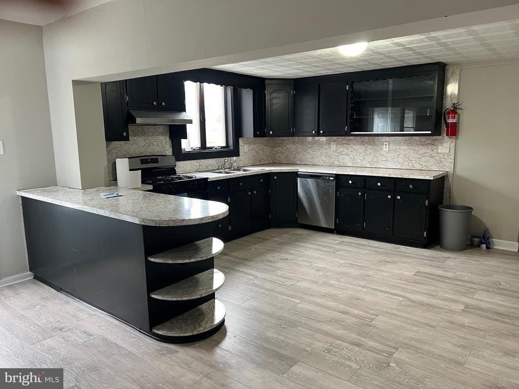 116 Sylvan Ter - Photo 4 of 22