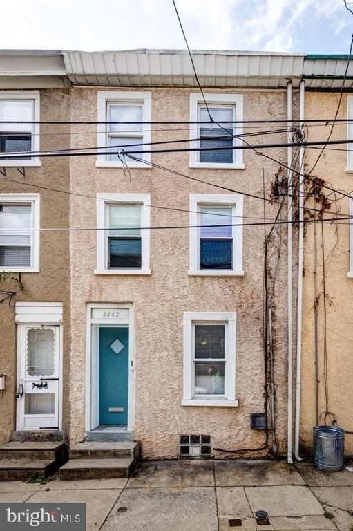 4442 Baker St - Photo 4 of 23