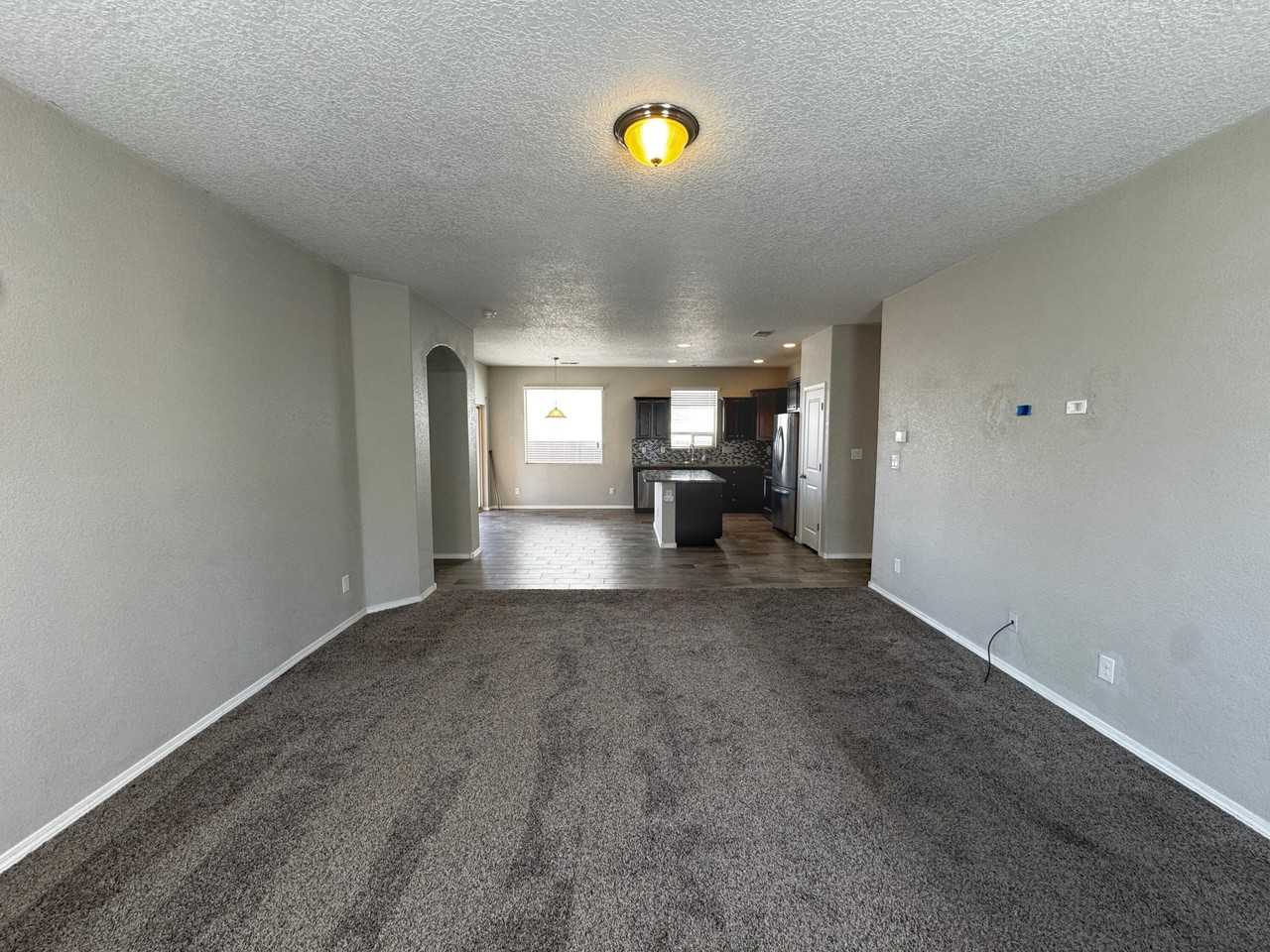 6732 Oro Valley Rd Nw - Photo 3 of 39