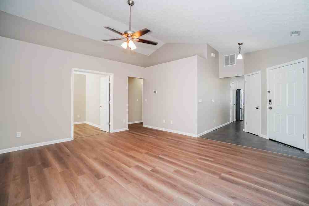 2625 Northwold Rd - Photo 3 of 16