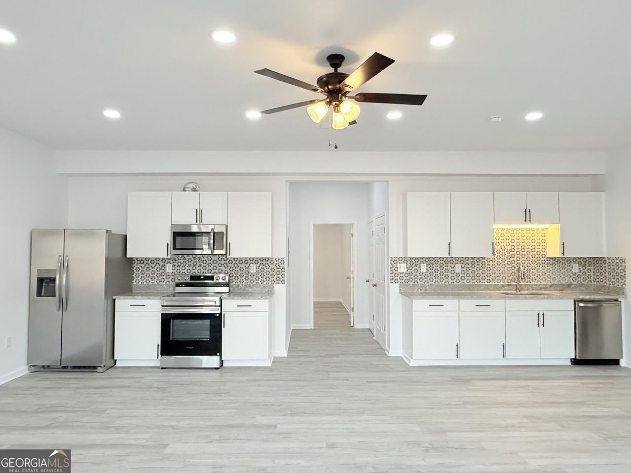 44 Dew Lake Ct - Photo 6 of 16