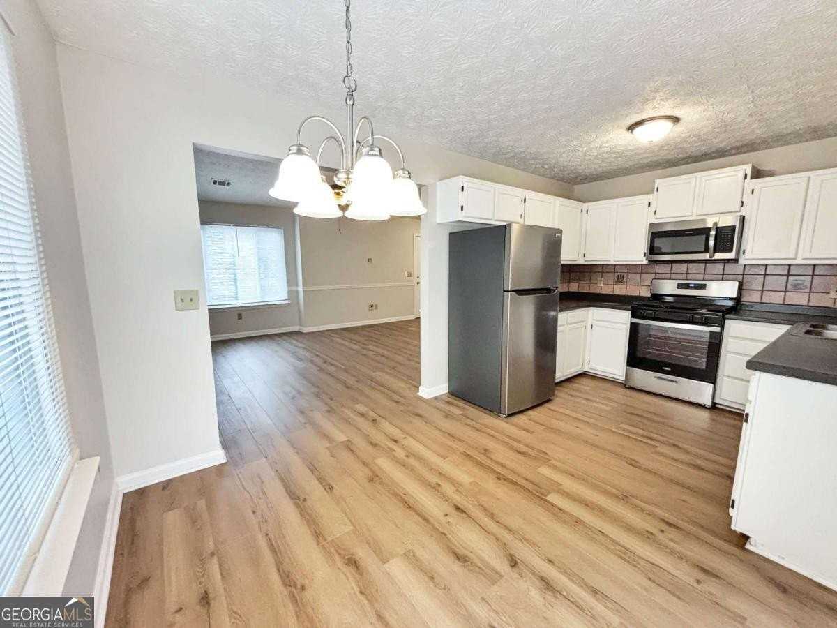 1819 Crescent Hill Dr Nw - Photo 7 of 27