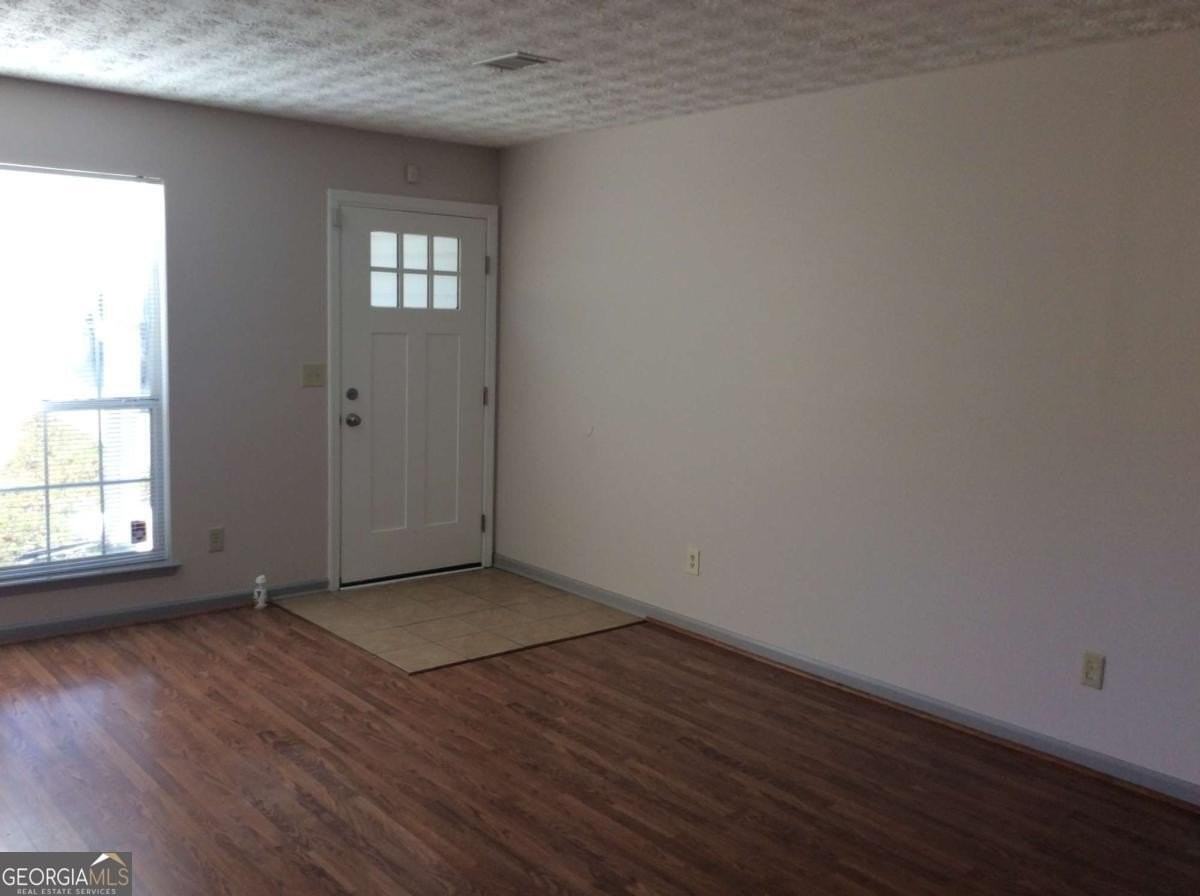 2882 Silver Maple Ct - Photo 2 of 25