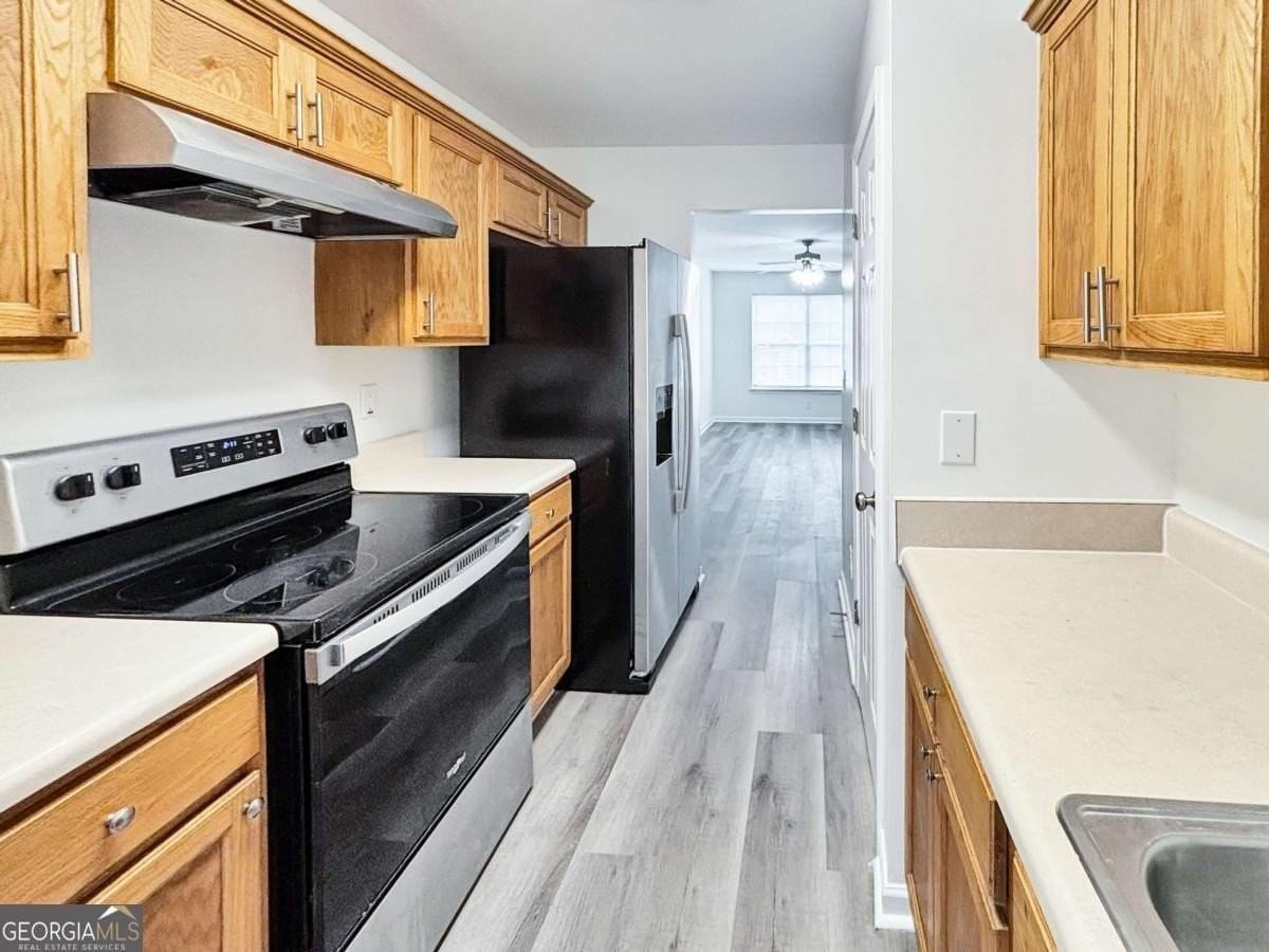 1400 Stonehaven Cir Unit 1402 #1402 - Photo 7 of 23