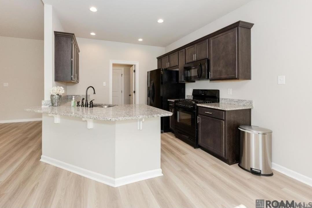 14032 Barrington Ave - Photo 5 of 14