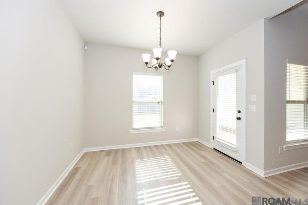 14032 Barrington Ave - Photo 7 of 14