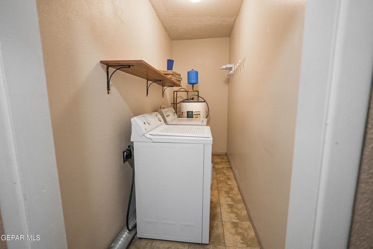 4433 N Stanton St Apt 308 #308 - Photo 6 of 11