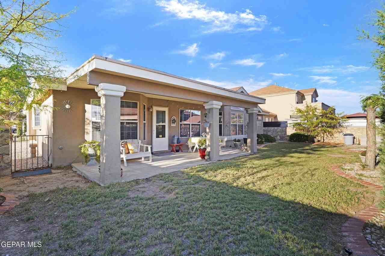 14100 Ghost Flower St - Photo 2 of 33