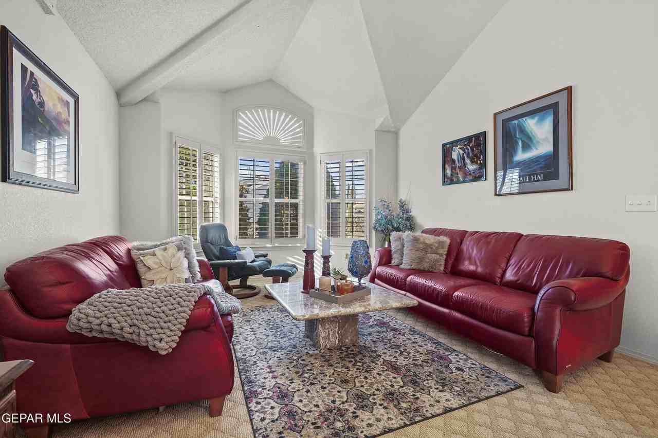 14100 Ghost Flower St - Photo 6 of 33