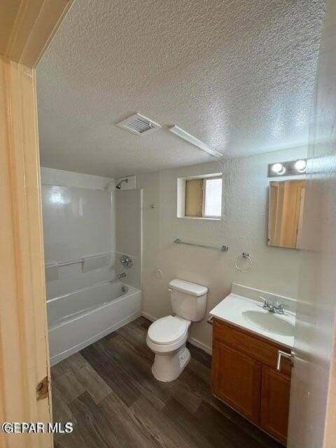 3635 Waterspring Ln - Photo 4 of 6