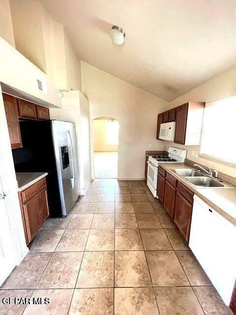 4001 Hueco Valley Dr - Photo 7 of 23