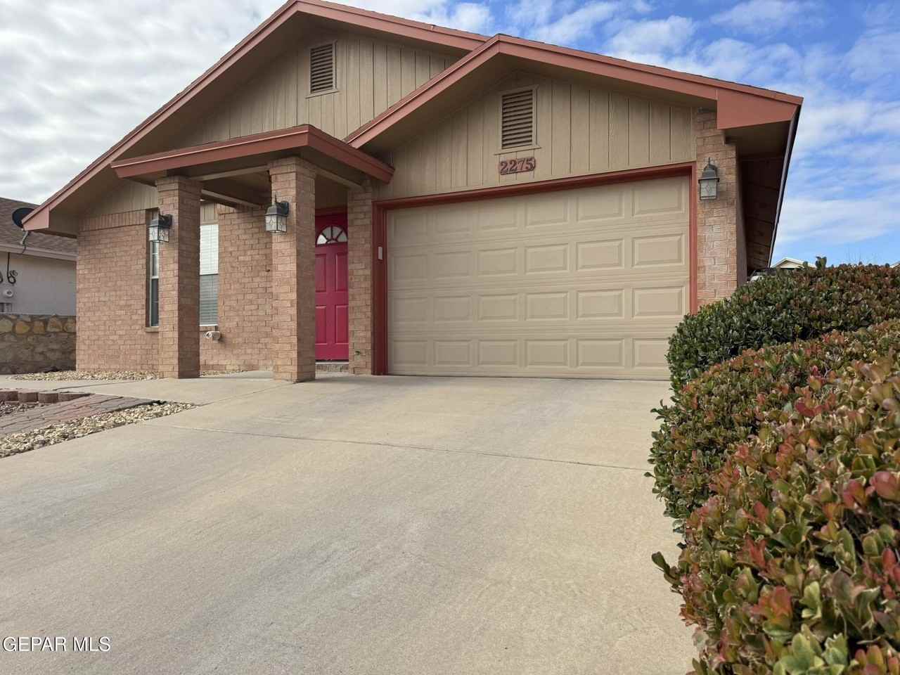 2275 Tierra Humeda Dr - Photo 2 of 30