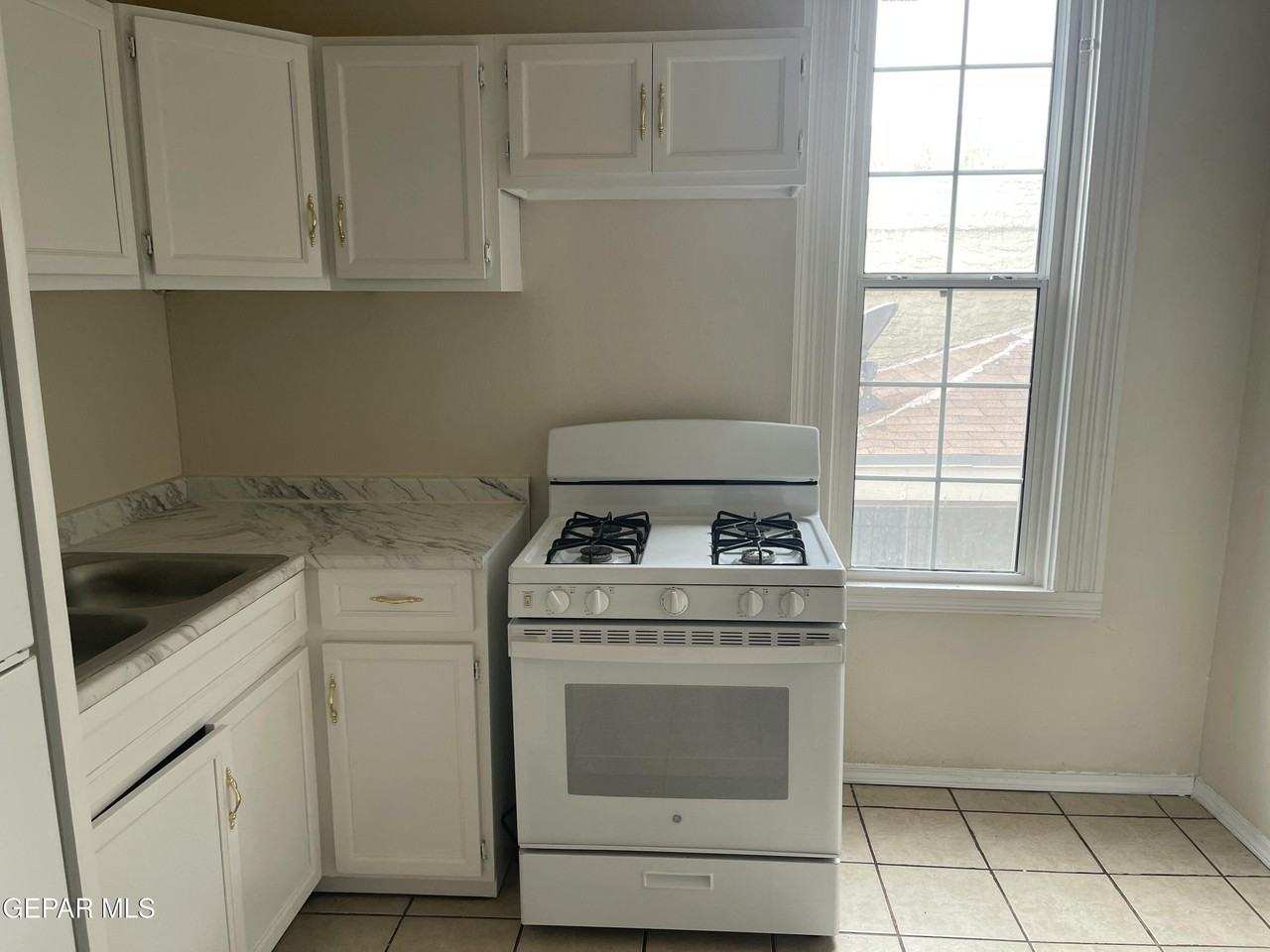 1026 Myrtle Ave Unit 2 #2 - Photo 4 of 10